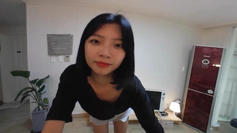 图片[2]VR玩吧-VR游戏破解下载网站-Quest 2 3 一体机游戏-Steam VR串流游戏-VR游戏资源汉化中文网站-Pico Neo3 4-Meta Quest 2 3-HTC VIVE-Oculus Rift-Valve Index-Pico VR-游戏下载中心Steam PC VR游戏《家里约会：韩国女孩》House Dating VR Cute Korean Girl Sehyun（高速下载）VR玩吧-VR游戏破解下载网站-Quest 2 3 一体机游戏-Steam VR串流游戏-VR游戏资源汉化中文网站-Pico Neo3 4-Meta Quest 2 3-HTC VIVE-Oculus Rift-Valve Index-Pico VR-游戏下载中心VR玩吧【VRwanba.com】汉化VR游戏官网